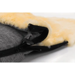 FILLIKID Voetenzak Lamsvacht Makalu Melange Lichtgrijs -Winkel Voor Kinderwagens En Accessoires fillikid voetenzak lamsvacht makalu melange lichtgrijs a279327 4