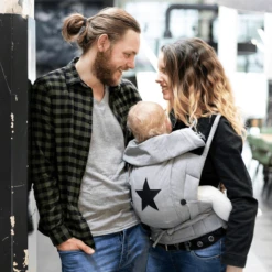 Hoppediz Draagzak Bondolino Plus Popeline One Size Grijs Met Sterren -Winkel Voor Kinderwagens En Accessoires hoppediz draagzak bondolino plus popeline one size grijs met sterren a272719 2