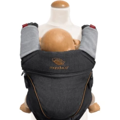 Manduca Manduca Gordelbeschermer FumBee Light Grijs 8 Manduca Manduca Gordelbeschermer FumBee Light Grijs -Winkel Voor Kinderwagens En Accessoires manduca manduca gordelbeschermer fumbee light grijs a390886 3